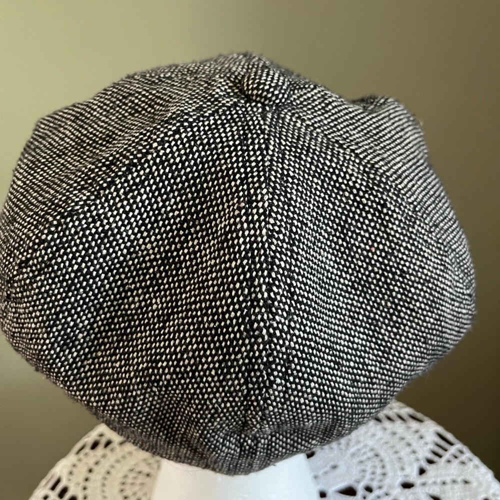 Like New Gap Women's Tweed Newsboy Style Hat Size S/M - Picture 4 of 8